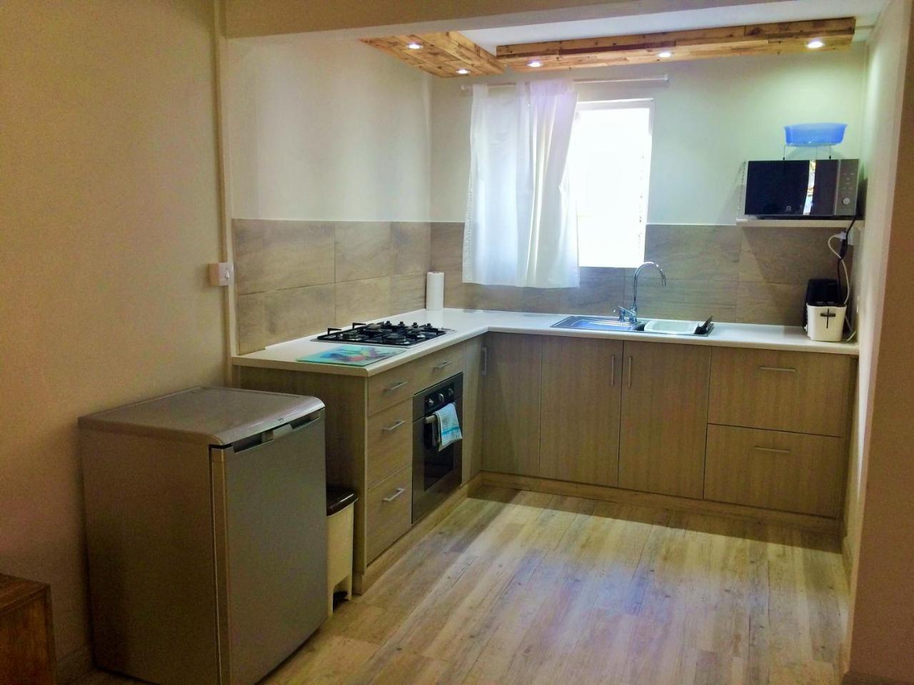 Holiday Surf Lodge تمارين المظهر الخارجي الصورة